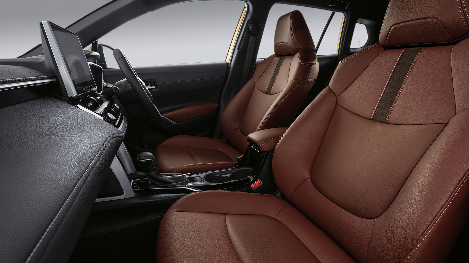 cm5ntbw9cqafuacakqk9f7tyo-corolla-cross-front-seats-ret-l-res.desktop