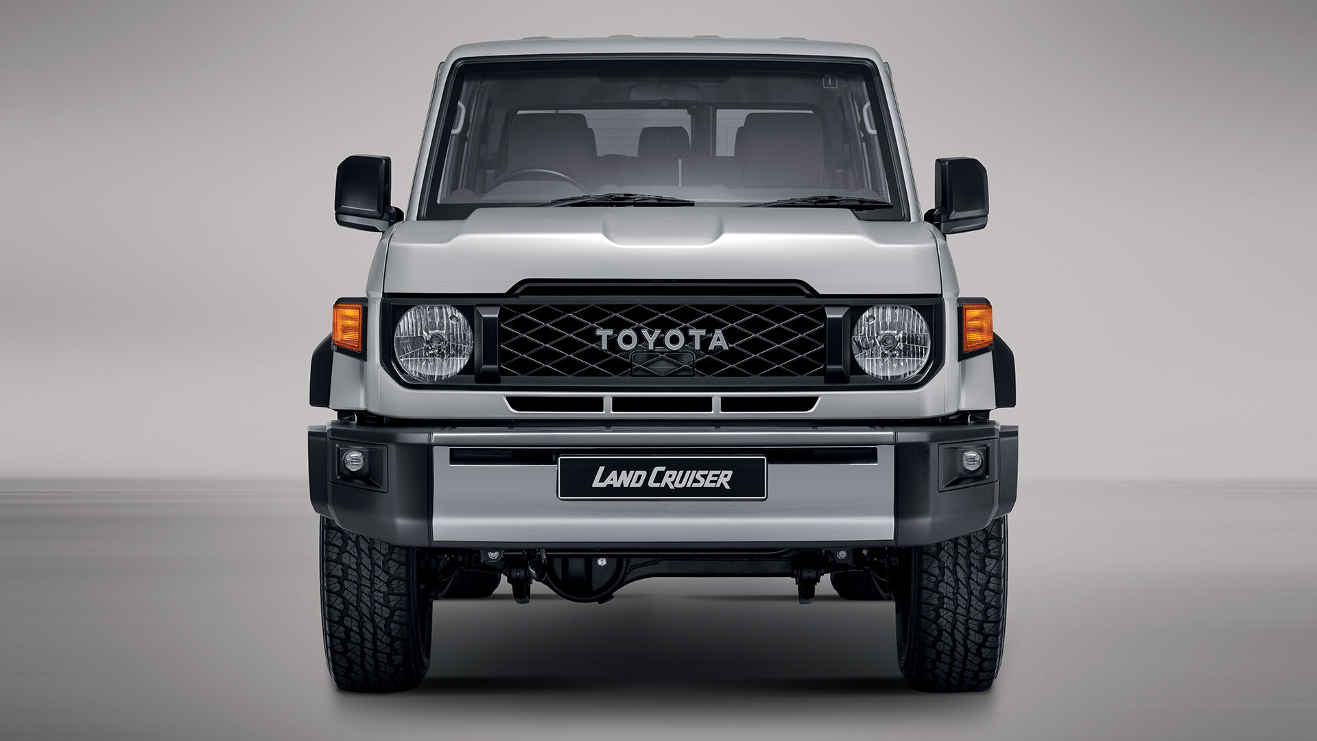 clr4yh24v6nmurrake70ajvye-landcruiser-76-sw-front-ret-1920x1080.desktop