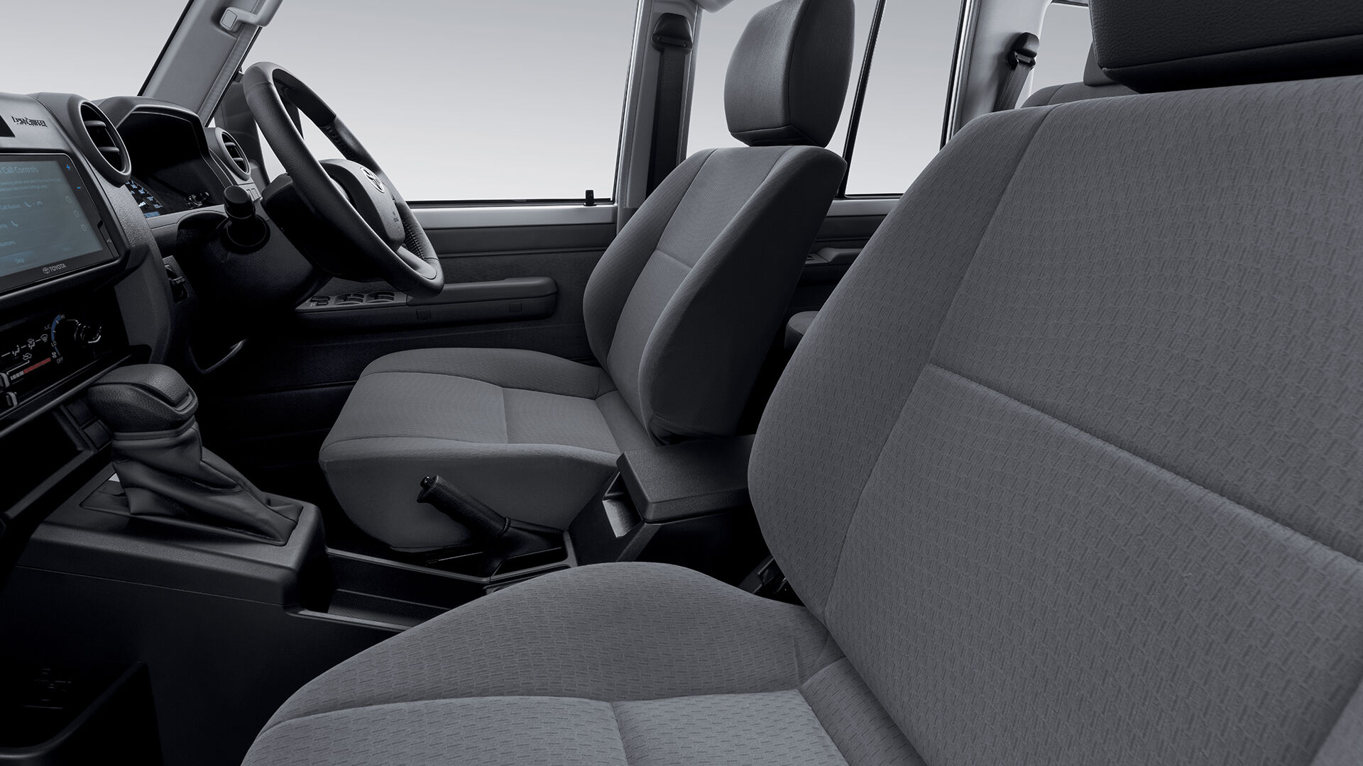 clr4ynvbs6o7jrrakcf3967ri-landcruiser-76-sw-front-seats-ret-1920x1080.desktop (1)