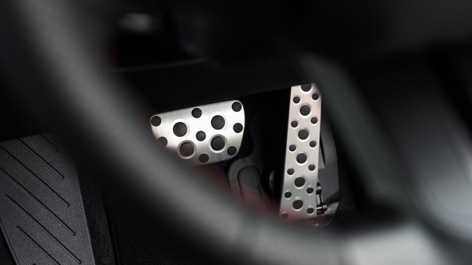 cmp5dsbb00v9z48akusud8emj-gr-interior-details-3638-ret.desktop